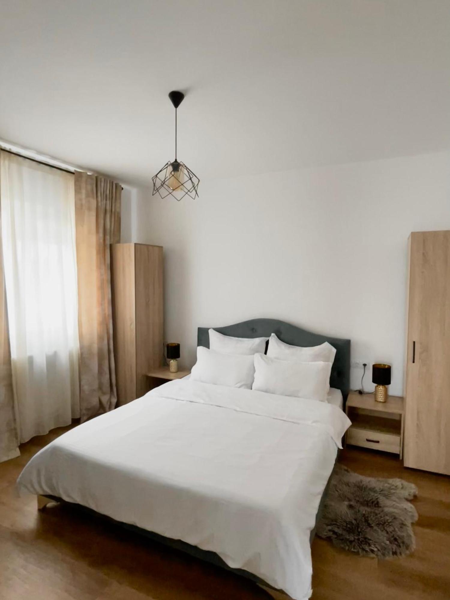 G7 Your Homey Modern Brasov
