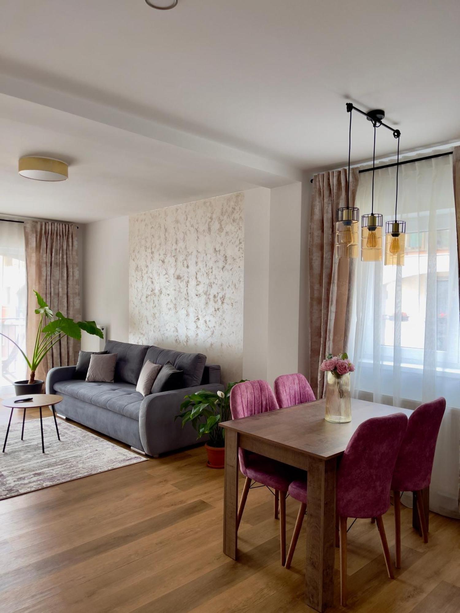 G7 Your Homey Modern Apartment *